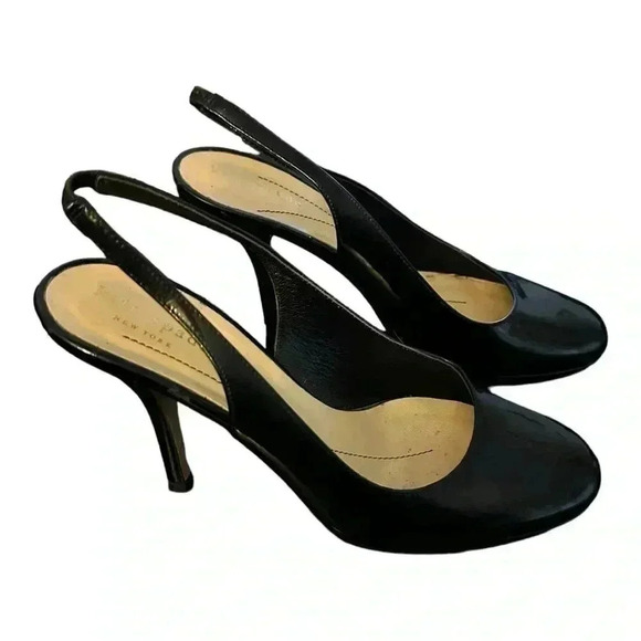 kate spade Shoes - Kate Spade Patent Leather Sling Back Round Tip Heels Sz 6.5
